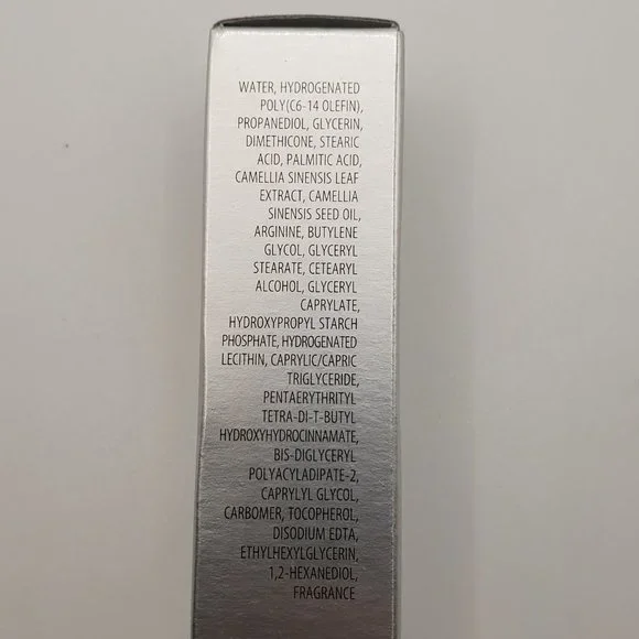 3/$20 Amore Pacific The Essential Creme Fluid Rich Lightweight Moisturizer .16oz - Picture 5 of 8